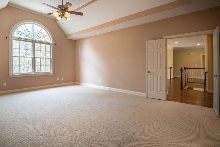 neutral carpet staging listing move in ready scaled